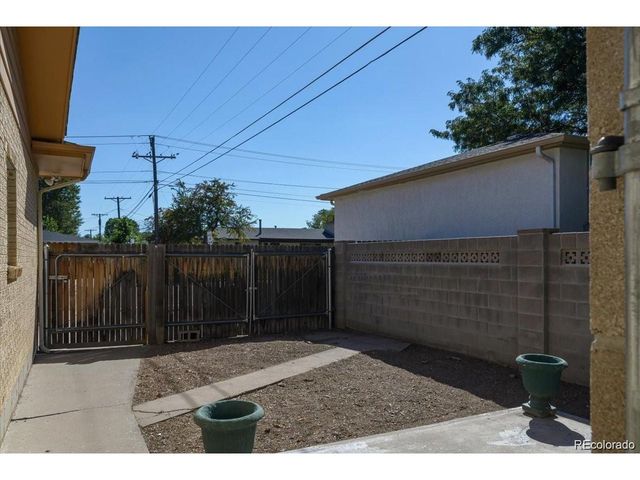 5 Rutgers Ave, Pueblo, CO 81005