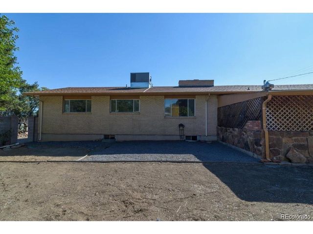 5 Rutgers Ave, Pueblo, CO 81005