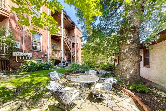 240 S Marion Street 1N, Oak Park, IL 60302