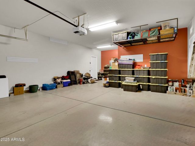 1866 E RAVENSWOOD Drive E, Gilbert, AZ 85298