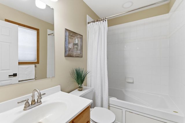 2726 N Goldring Road, La Porte, IN 46350