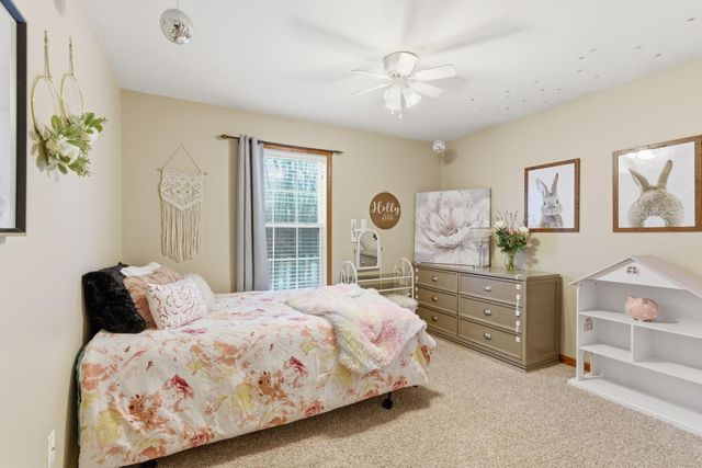 2726 N Goldring Road, La Porte, IN 46350