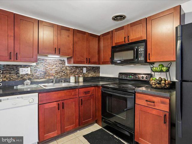 18645 NATHANS PL, Montgomery Village, MD 20886