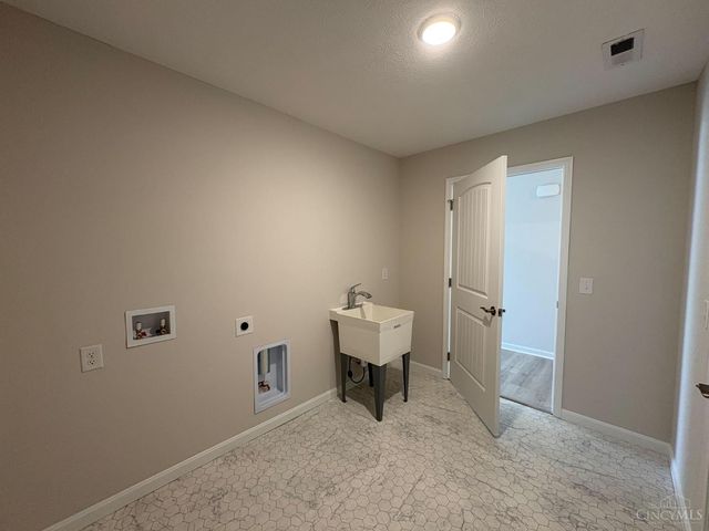 1181 Blue Spruce Lane, Wilmington, OH 45177