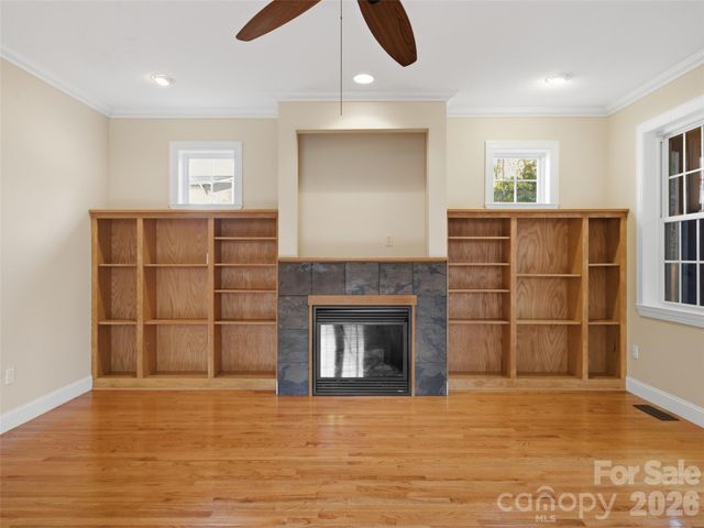 92 Middlemont Avenue, Asheville, NC 28806