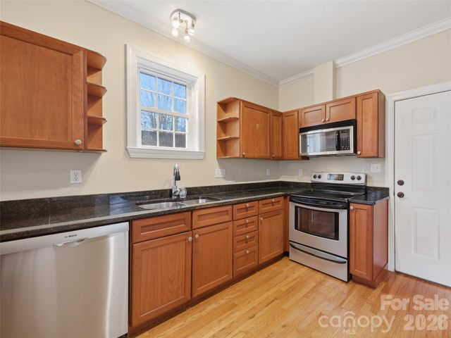 92 Middlemont Avenue, Asheville, NC 28806