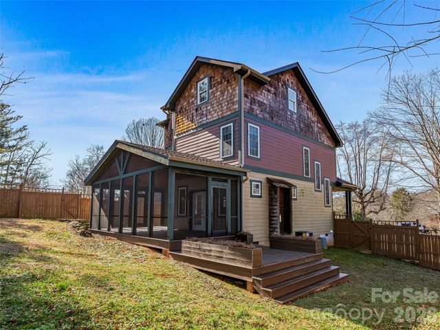 92 Middlemont Avenue, Asheville, NC 28806