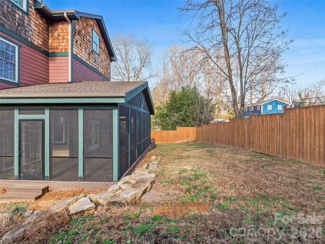92 Middlemont Avenue, Asheville, NC 28806