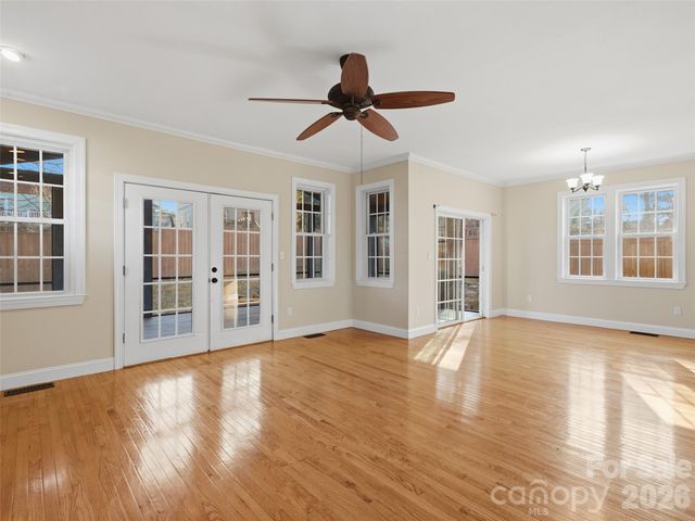 92 Middlemont Avenue, Asheville, NC 28806