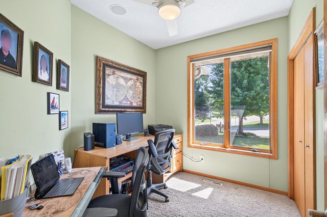 5608 105th Avenue N, Brooklyn Park, MN 55443
