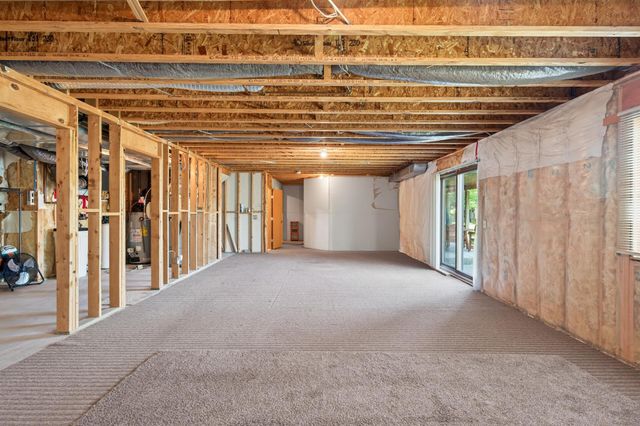 5608 105th Avenue N, Brooklyn Park, MN 55443