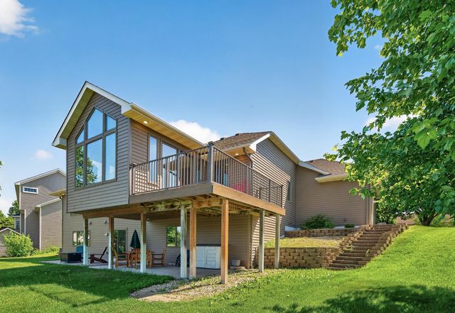 5608 105th Avenue N, Brooklyn Park, MN 55443
