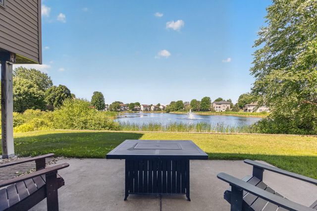 5608 105th Avenue N, Brooklyn Park, MN 55443