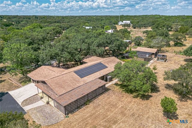 325 Booth Drive, San Marcos, TX 78666
