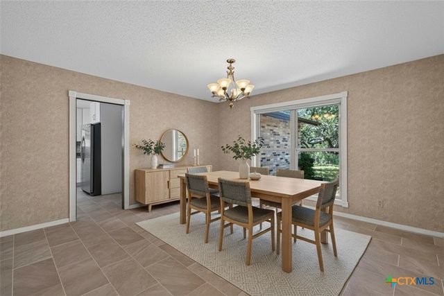 325 Booth Drive, San Marcos, TX 78666