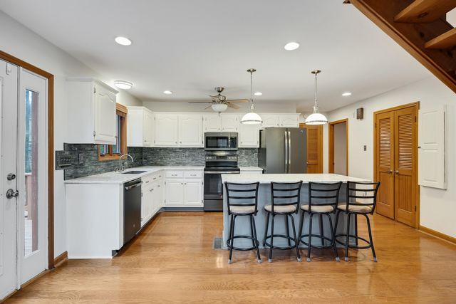 8580 GRAND OAKS CV, Bartlett, TN 38002