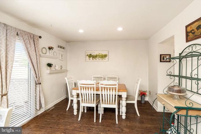 611 GREENWICH, East Windsor, NJ 08520