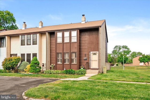 611 GREENWICH, East Windsor, NJ 08520