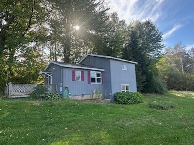 7422 E 22 Mile Road, Ensley Twp, MI 49343