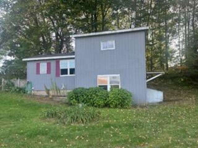 7422 E 22 Mile Road, Ensley Twp, MI 49343