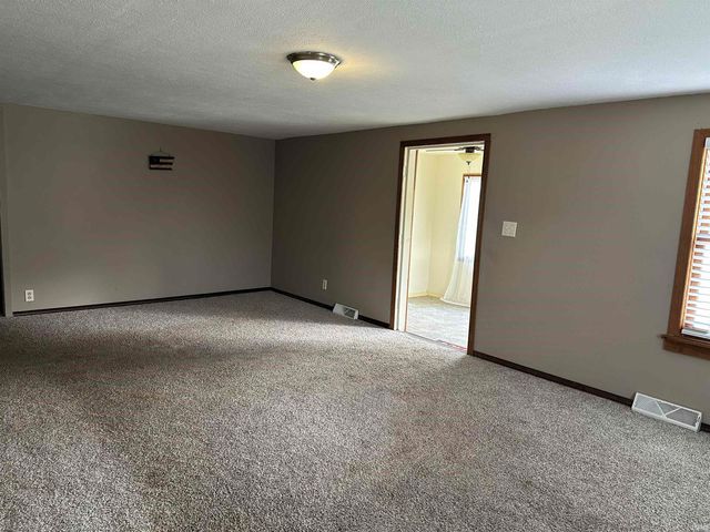 605 S State Street, North Liberty, IN 46554