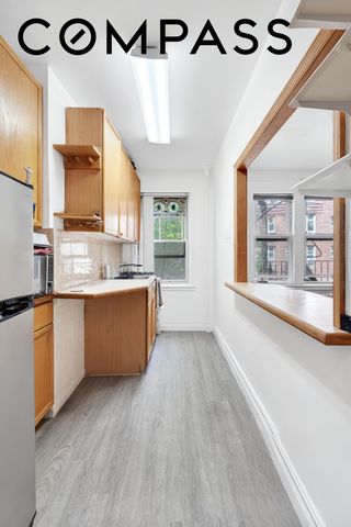 4810 43rd St Apt 5J, New York City, NY 11377