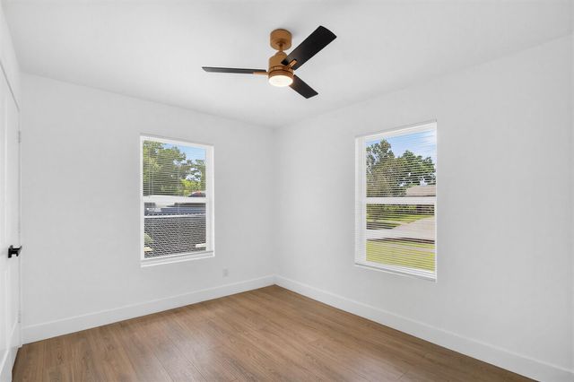 1015 Roper Street, Houston, TX 77034