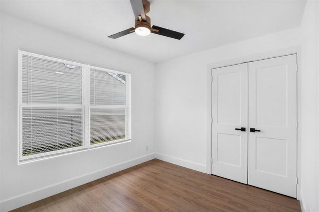 1015 Roper Street, Houston, TX 77034