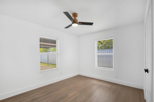 1015 Roper Street, Houston, TX 77034