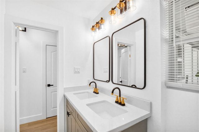 1015 Roper Street, Houston, TX 77034