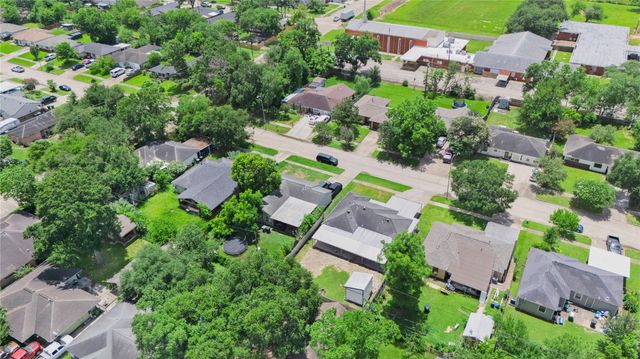 1015 Roper Street, Houston, TX 77034