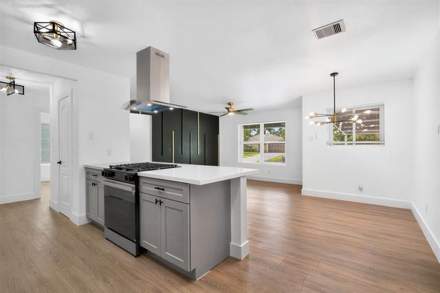 1015 Roper Street, Houston, TX 77034