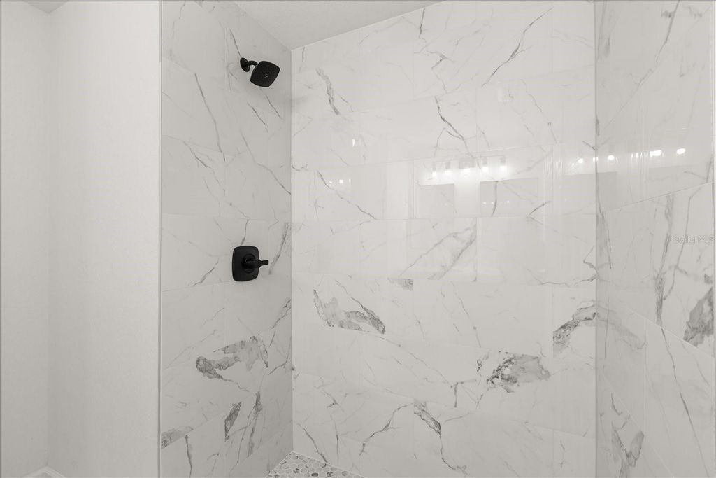 Image 16 of property listing at 5780 NW 57TH COURT, Ocala, FL 34482