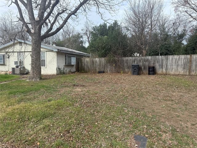 1617 Blackmon Street, Waco, TX 76708