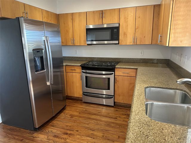 4616 W Lovers Lane 218, Dallas, TX 75209