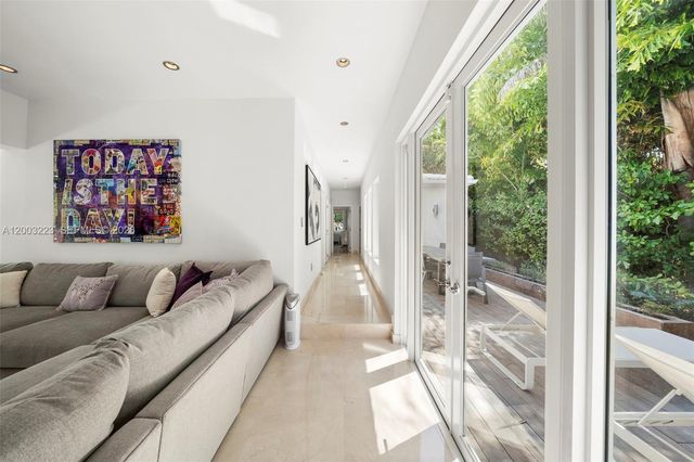 330 E San Marino Dr, Miami Beach, FL 33139