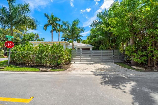 330 E San Marino Dr, Miami Beach, FL 33139