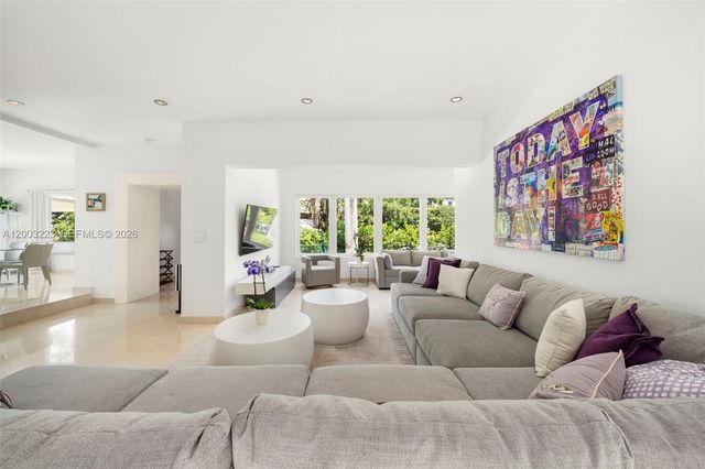 330 E San Marino Dr, Miami Beach, FL 33139