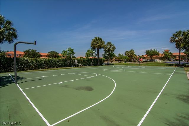 15186 Summit Place CIR, Naples, FL 34119