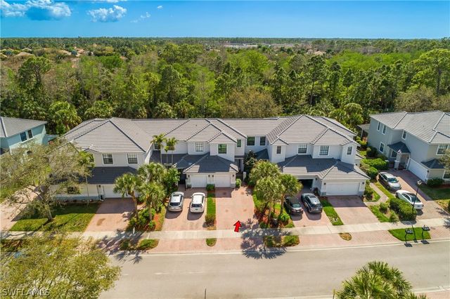 15186 Summit Place CIR, Naples, FL 34119