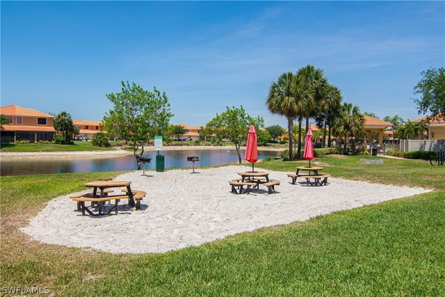 15186 Summit Place CIR, Naples, FL 34119