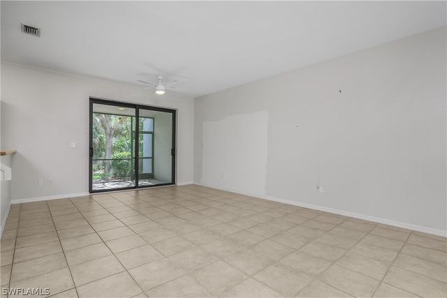 15186 Summit Place CIR, Naples, FL 34119