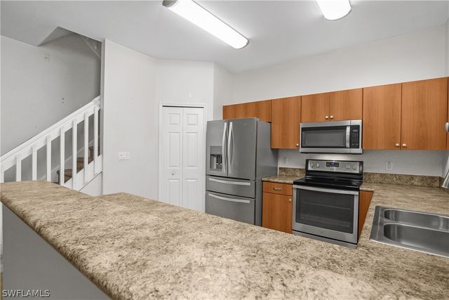 15186 Summit Place CIR, Naples, FL 34119