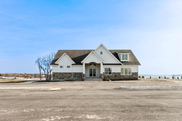 2604 Mooring COURT, Delavan, WI 53115