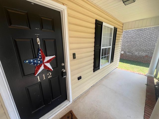112 Shining Rock Ct, Boiling Springs, SC 29316