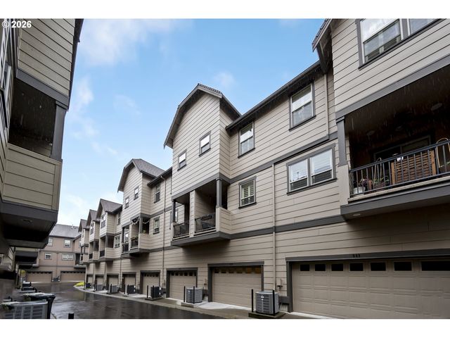 669 Sw TRILLIUM CREEK Ter, Portland, OR 97225