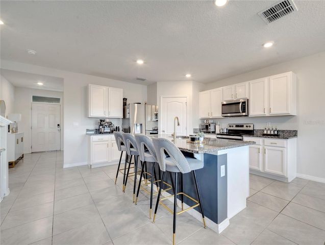 417 NOBLE AVENUE, Davenport, FL 33837