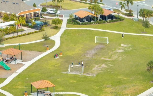 417 NOBLE AVENUE, Davenport, FL 33837