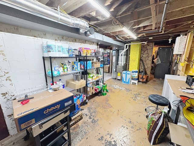 509 40th Street, East Moline, IL 61244