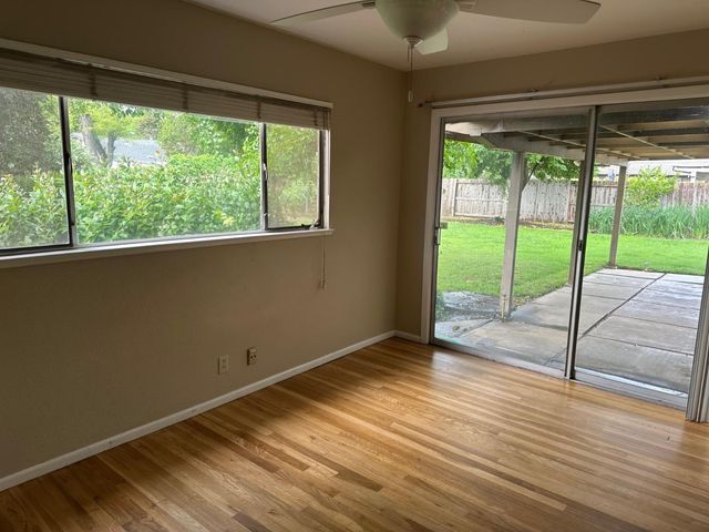 1948 W Benjamin Holt Dr, Stockton, CA 95207